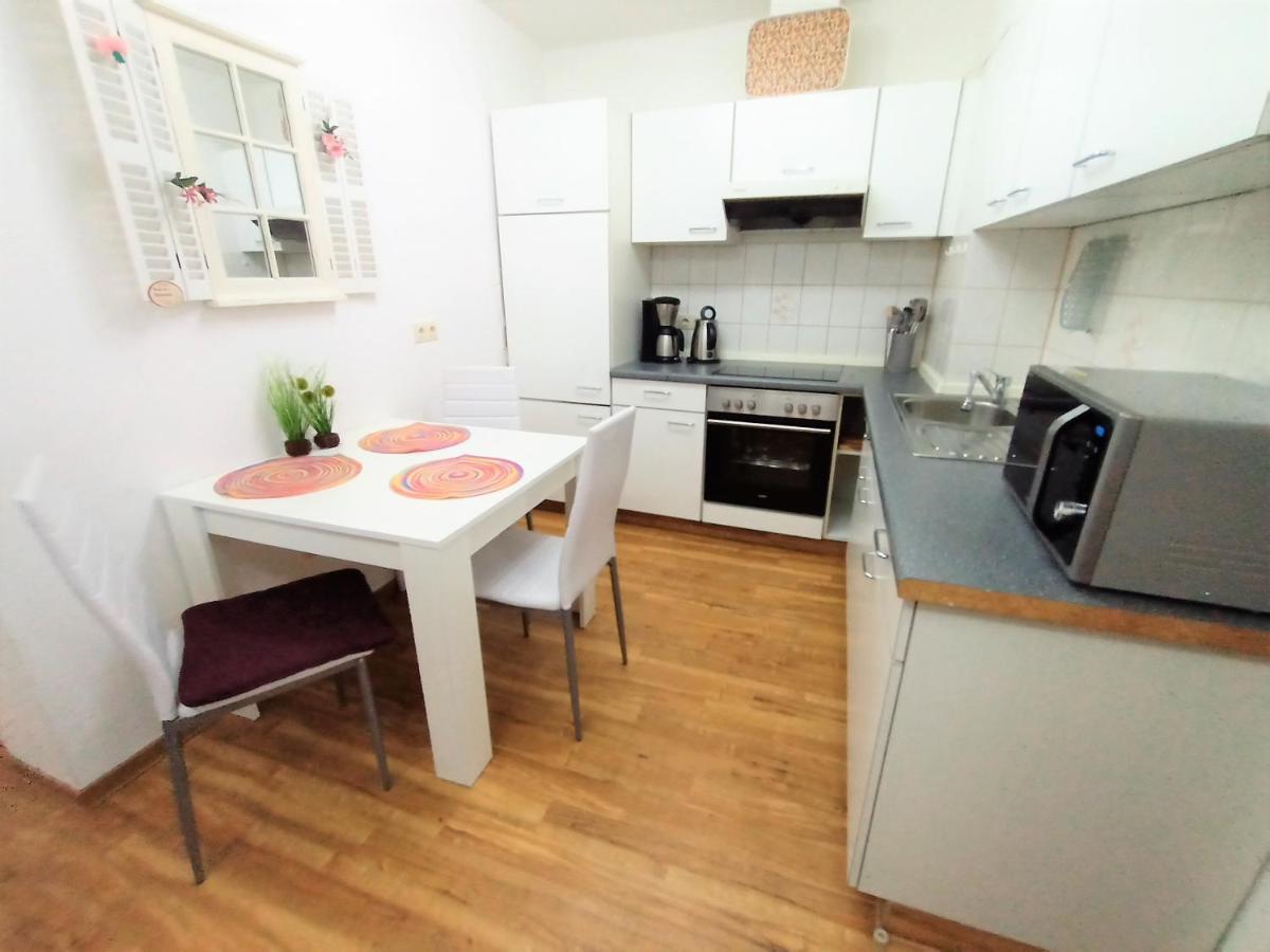 Bodensee Friedrichshafen City Apartment "Lara" エクステリア 写真